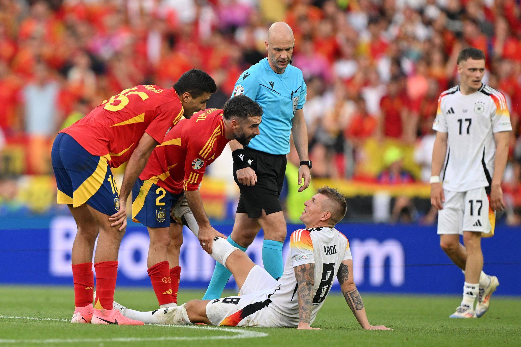 欧国联比赛：乌克兰惨败法国离开欧洲杯