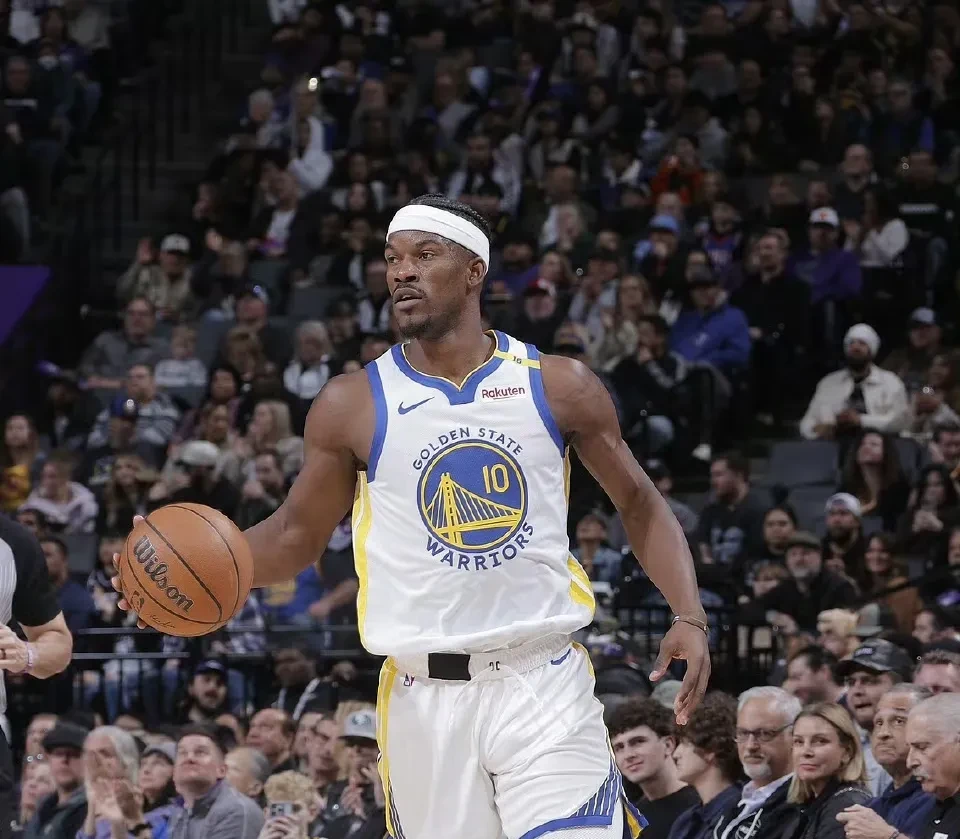 关于巴特勒巅峰对决，JackeyLove与30激战巴塞罗那分钟，逆转胜负难料！的信息